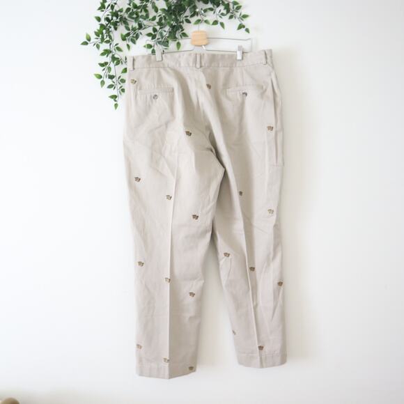 Wake Forest University Men's Campus Chinos Embroidered Khaki Pants Size 40 - Picture 3 of 4